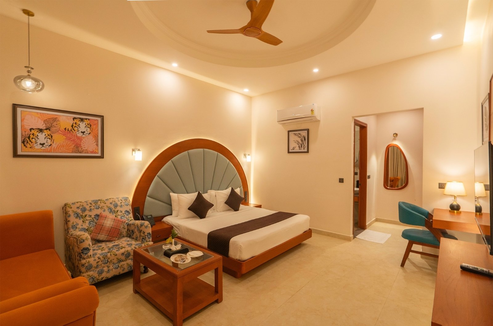 Executive Room (Garden View): Velvet Nest Image 2