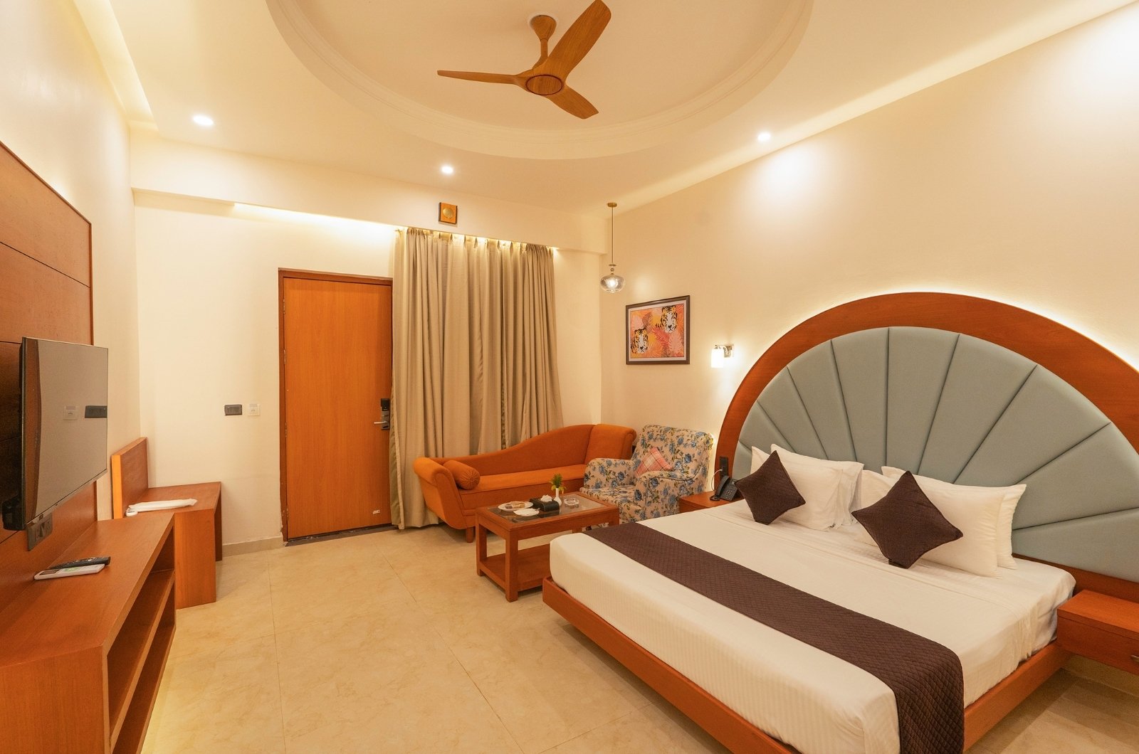 Executive Room (Garden View): Velvet Nest Image 3