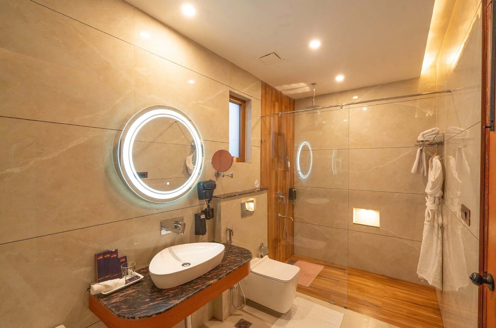 Executive Room (Garden View): Crystal Nest Image 1